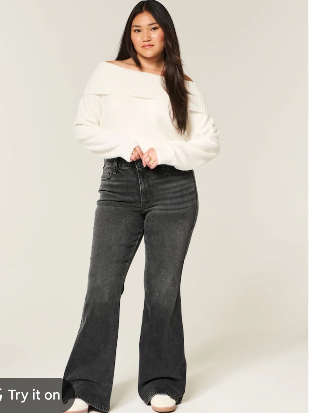 Hollister High-Rise Flare Jeans in Black